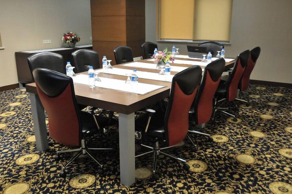 איסטמבול Rhiss Hotel Maltepe מראה חיצוני תמונה